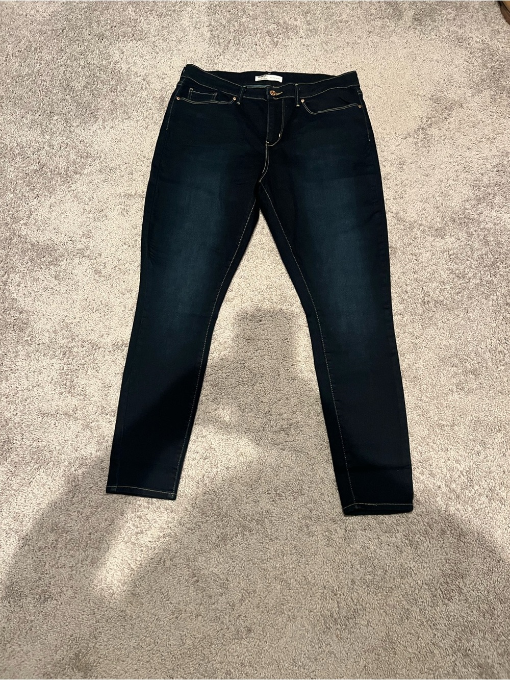 Signature by Levi Strauss Dark Indigo Skinny Jeans